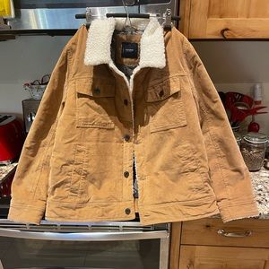 Faux Shearling Lined Corduroy Trucker Jacket. Size XL. Like new!
